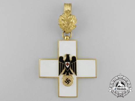 Cross of Honour of the German Red Cross, Type III, I Class Obverse