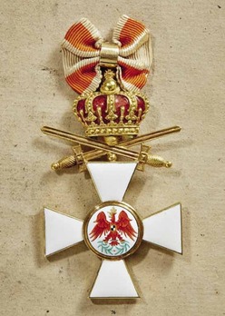 Order of the Red Eagle, Type IV, Military Division, III Class Cross (swords on ring, with crown and bow) Obverse