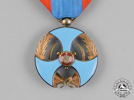 Order of Merit (Nishan-i-Liaqat), Type II, III Class Obverse