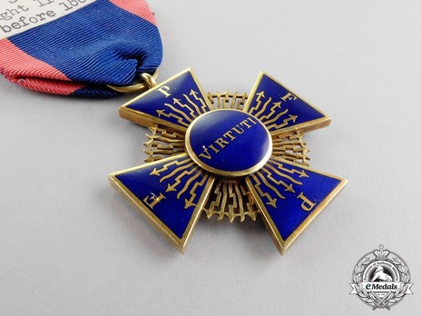 Royal Order of Merit of St. Michael, II Class Knight Cross Reverse