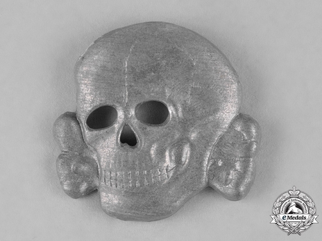 Allgemeine SS Metal Cap Death's Head Type II, unmarked (zinc) Obverse