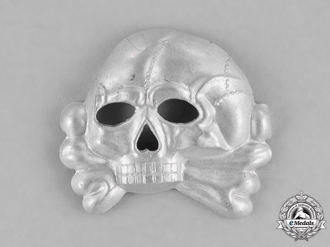 Allgemeine SS Metal Cap Death's Head Type I (aluminum) Obverse