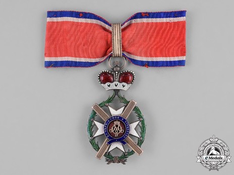 Order of the Cross of Takovo, Civil Division, III Class Obverse