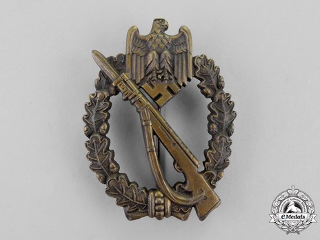 Infantry Assault Badge, by Unknown Maker: M.K. (in bronze) Obverse