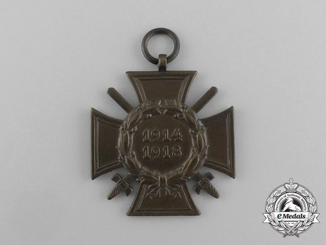 Honour Cross of the World War 1914/1918 (for front line combatants) Obverse