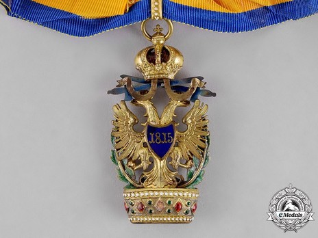 Order of the Iron Crown, Type III, Military Division, II Class  (with silver swords) Reverse