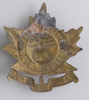 Les Fusiliers de Sherbrooke Other Ranks Cap Badge Reverse