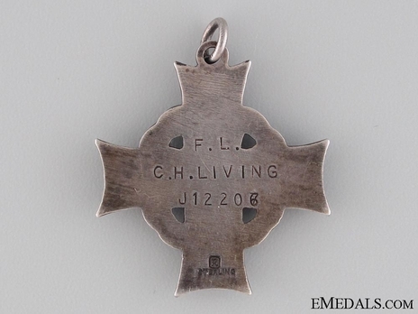 Silver Cross (with ring suspension, 1940-1945) Reverse