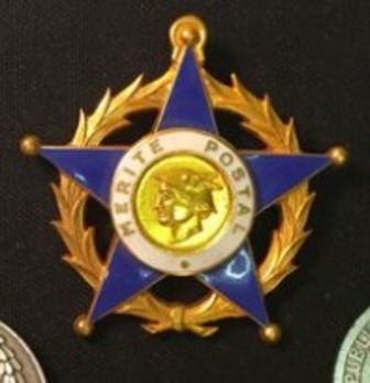 Order of Postal Merit, Knight Obverse
