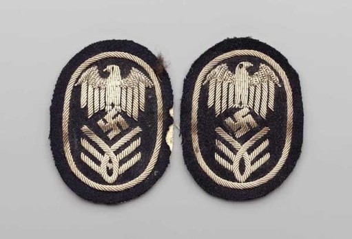 Kriegsmarine Officials' High Career Administrative Insignia Obverse