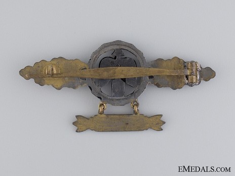 Short-Range Night Fighter Clasp, in Gold (with "400" pendant) Reverse