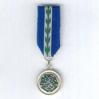 Miniature Reserve Officers Association Medal of Merit, Silver Medal Obverse