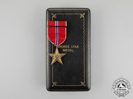 Bronze Star Case of Issue with Star 