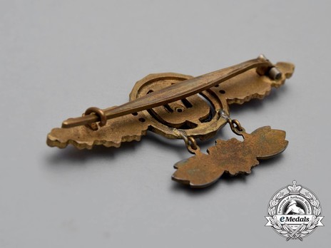 Bomber Clasp, in Gold (with star pendant) Reverse