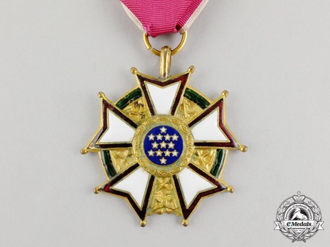 Legion of Merit, Legionnaire (Engraved) Obverse