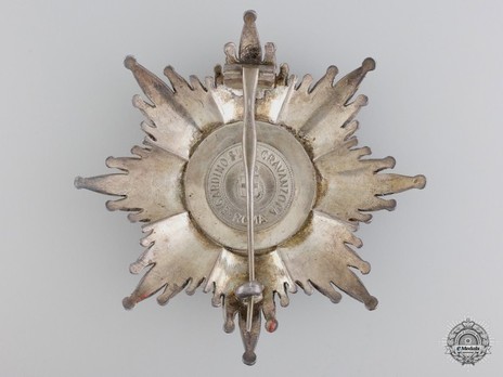 Order of the Crown of Italy, Grand Cross Breast Star Reverse