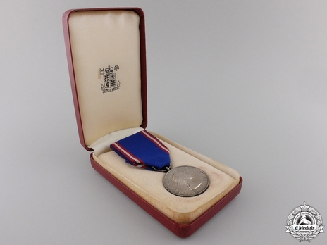 Silver Medal (1952-) in Case of Issue