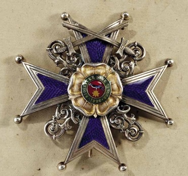 Leopold Order, Type III, Grand Honour Cross Obverse