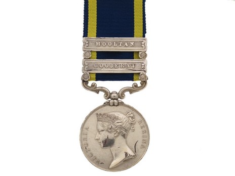 Silver Medal (with "MOOLTAN" and "GOOJERAT" clasps) Obverse