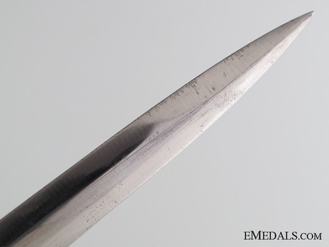 German Army Unmarked White Grip Officer’s Dagger Blade Tip Detail