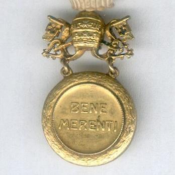 Miniature Bene Merenti (Type VII) Gold Medal Reverse