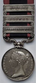 Silver Medal (for the Battle of Moodkee, with 3 clasps) Obverse