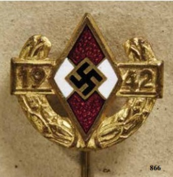 Championship Pin of the Reich Youth Leader, in Gold Obverse