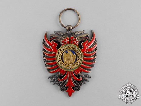 Order of Skanderbeg, Type II, Knight's Cross Obverse