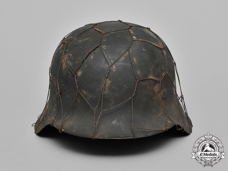 German Army Steel Helmet M42 (Camouflage Chicken-Wire version) Front