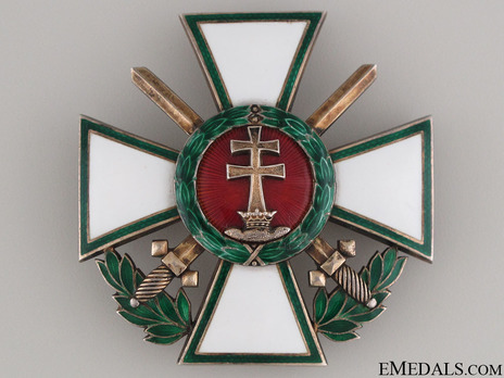 Hungarian Order of Merit, Officer, Military Division (with War Decoration) Obverse