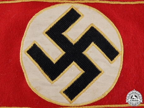 NSDAP Leiter eines Ober-Amtes Type II Reich Level Armband Detail