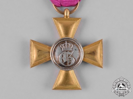 Long Service Cross, Type III, in Bronze for 12 Years Obverse
