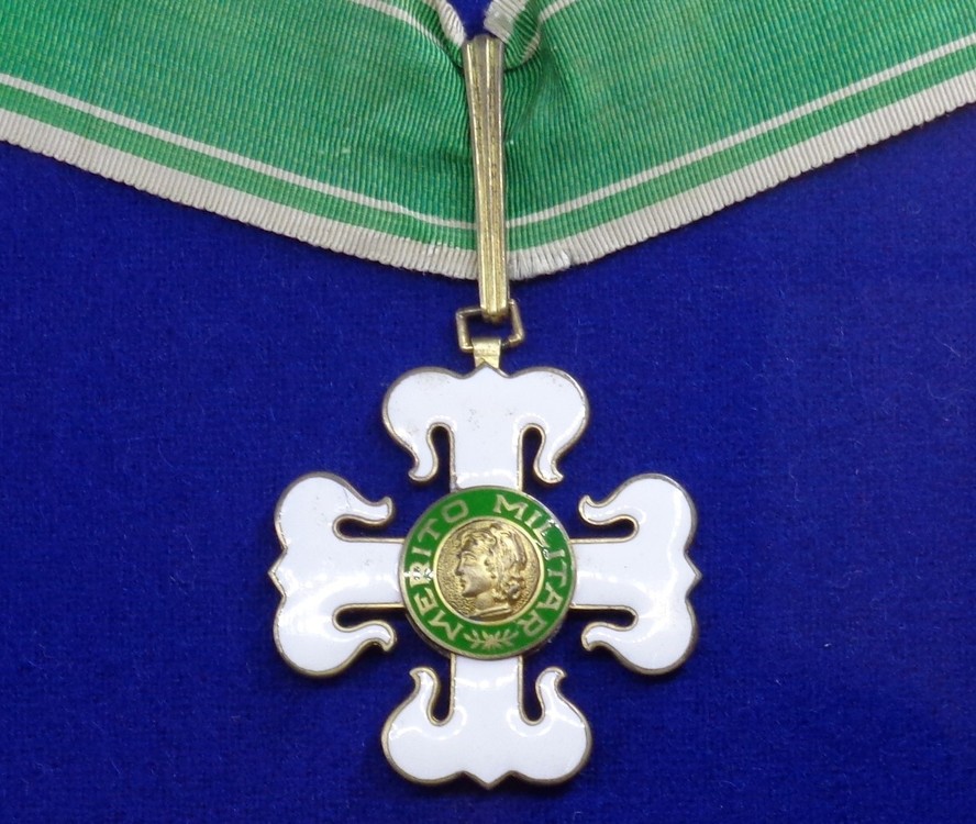Order of military merit 2nd class insignias %28brazil%29   tallinn museum of orders001