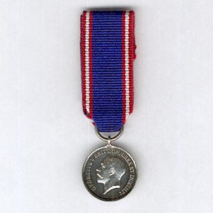 Miniature silver medal 1910 1936 obverse 1