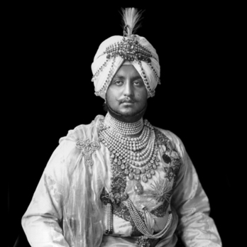 Maharaja Bhupendra Singh wearing the Royal Family Order of Patiala 