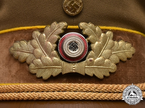 NSDAP Reichsleitung Visor Cap M39 Wreath Detail