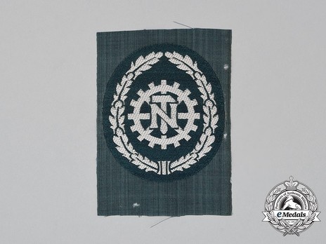 TeNo Commemorative Badge Obverse