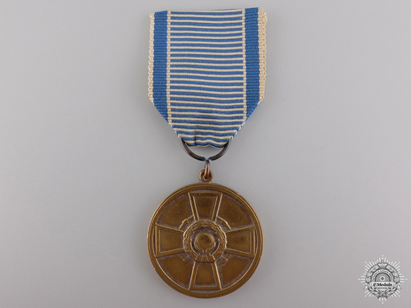 Cross of Merit of Physical Education and Sports, Gold Medal Obverse