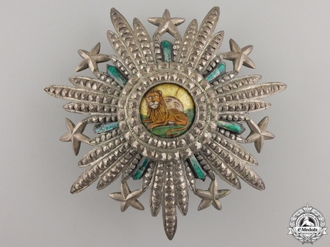 Order of the Lion and Sun, Type III, II Class Breast Star (with couchant lion, with stars) Obverse