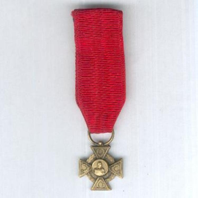 Bronzed miniature iii class cross for 10 years of service obv s