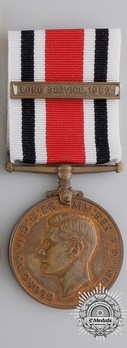 Bronze Medal (with "LONG SERVICE" clasp, 1937-1948) Obverse