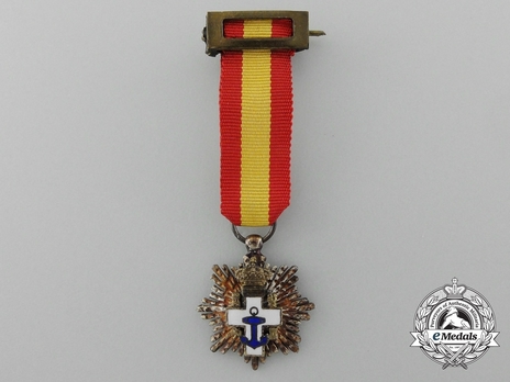 Miniature Grand Cross (white distinction) Obverse