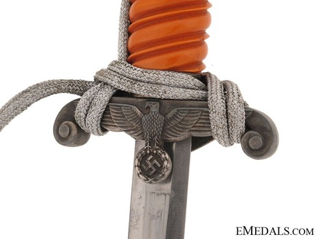 German Army WKC-made Late Version Officer’s Dagger Obverse Crossguard Detail