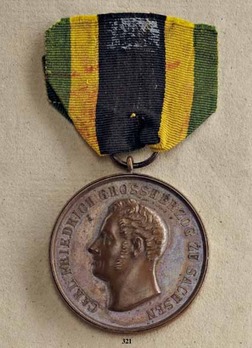 Merit Medal, Type II, in Bronze Obverse