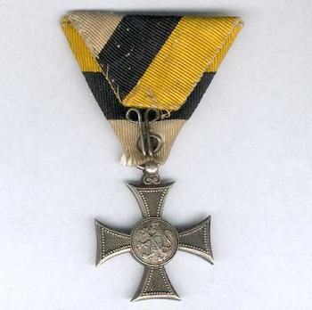 Long Service Cross, Type I, I Class, for 10 Years Reverse