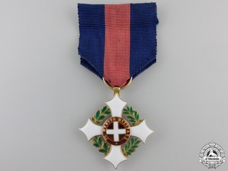 Military Order of Savoy, Type II, Knight (in gold) Obverse