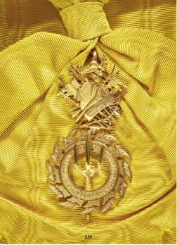 The Most Illustrious Order of the Royal House of Chakri Pendant Obverse