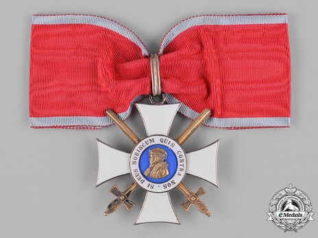 Order of Philip the Magnanimous, Type II, Commander with Swords (in silver gilt) Obverse