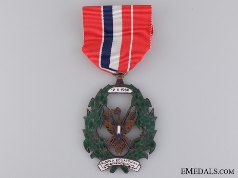 Order of Independence, Knight Obverse