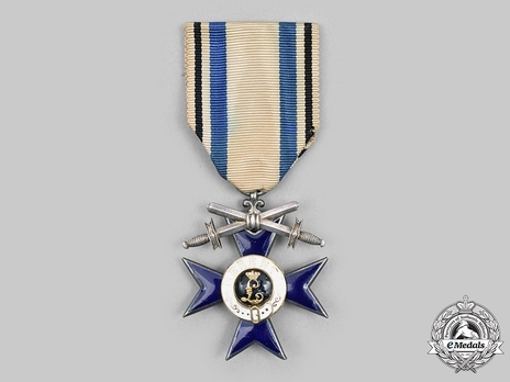 Order of Military Merit, Military Division, II Class Knight's Cross Obverse